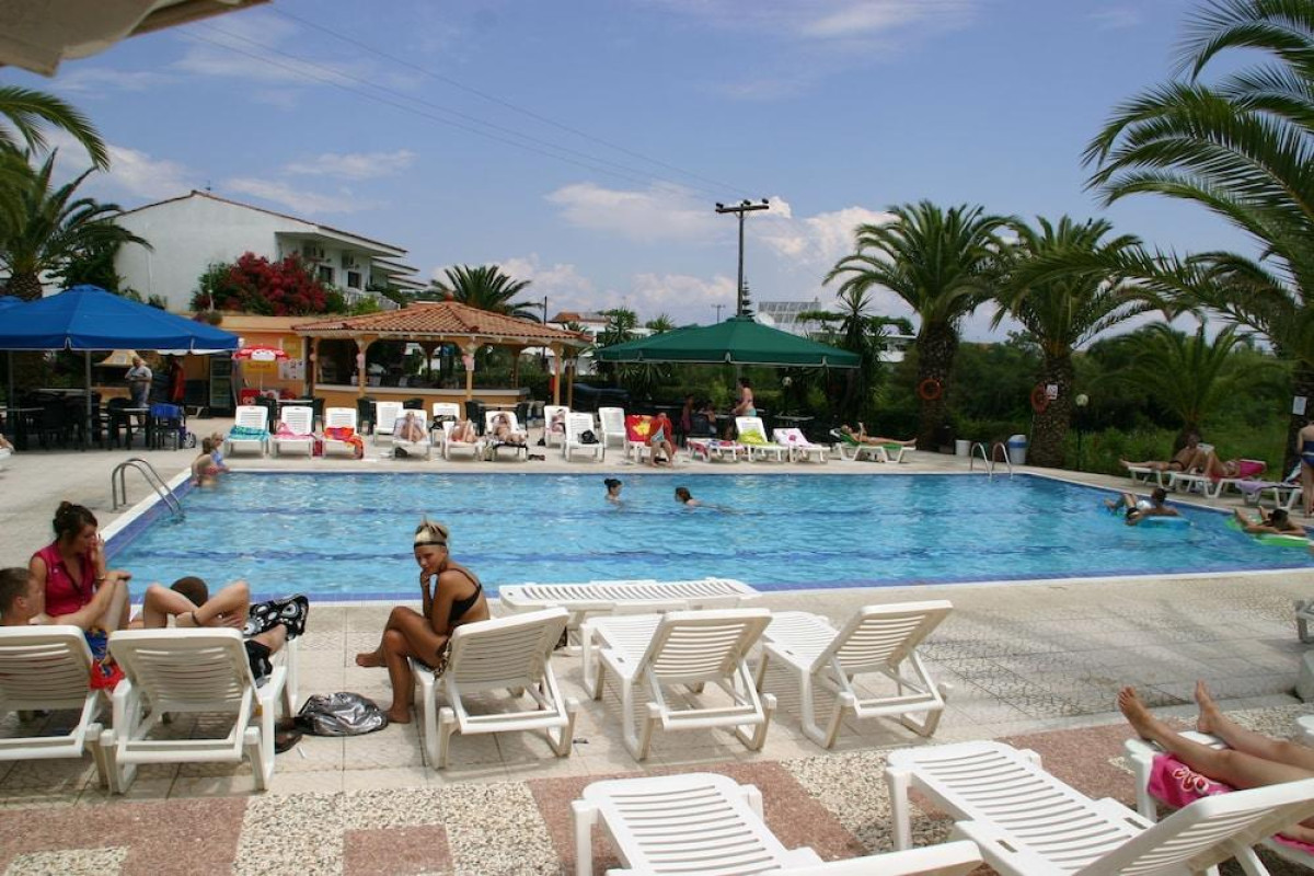 Morfeas Hotel