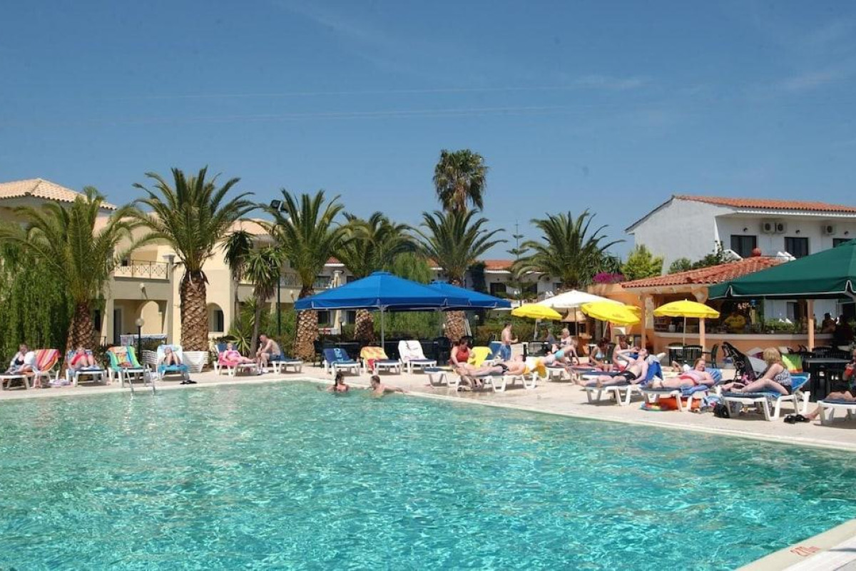 Morfeas Hotel