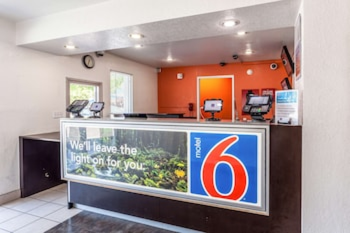 MOTEL 6 SACRAMENTO DOWNTOWN