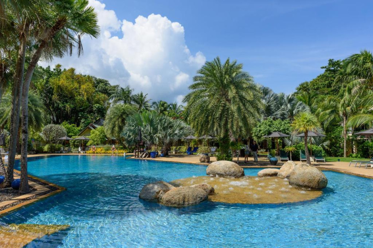 Movenpick Resort & Spa Karon Beach Phuket