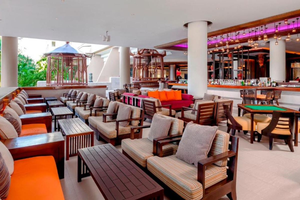 Movenpick Resort & Spa Karon Beach Phuket