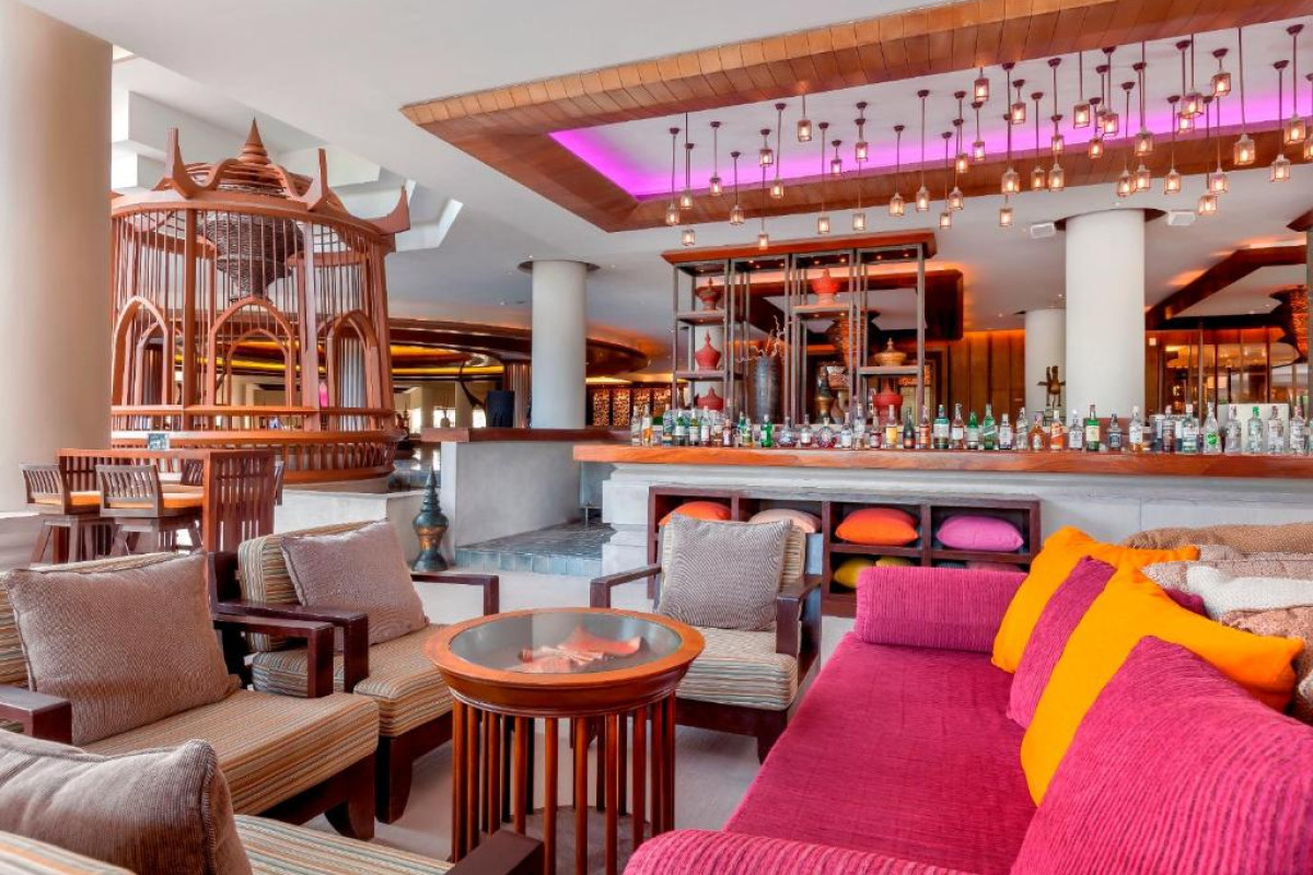 Movenpick Resort & Spa Karon Beach Phuket