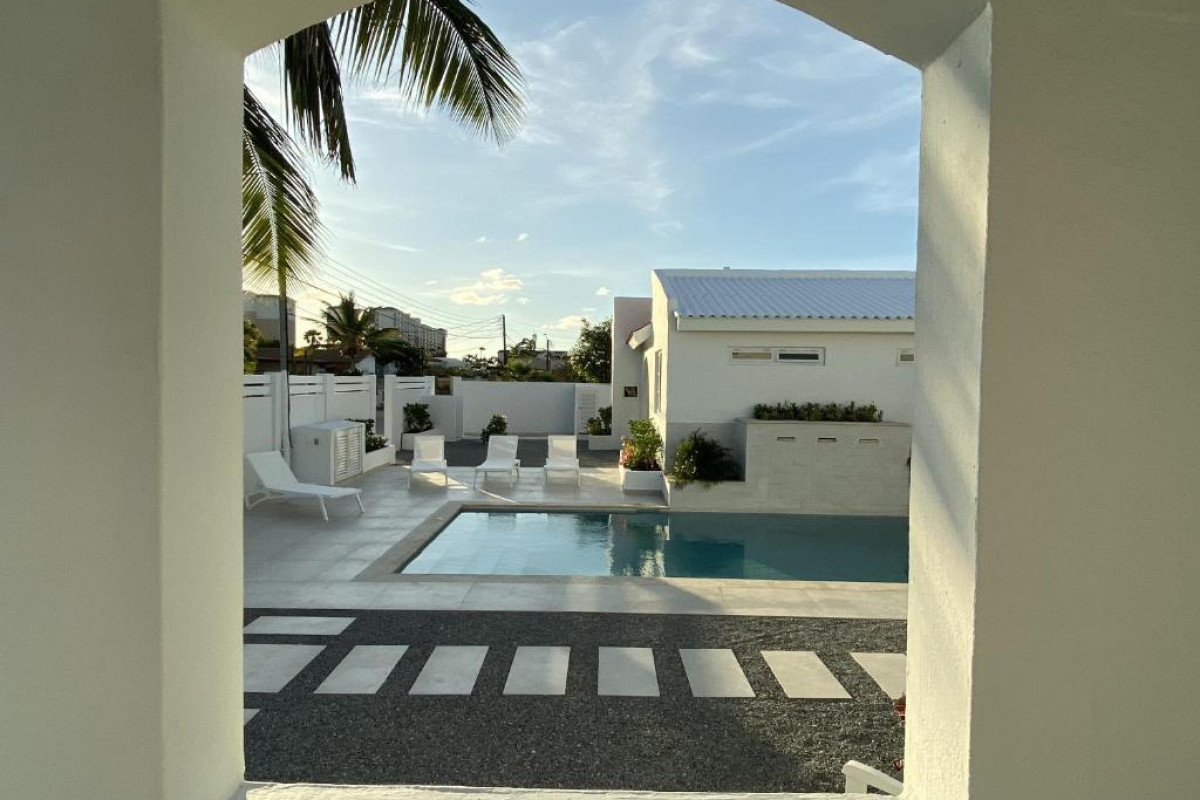 Movida Inn