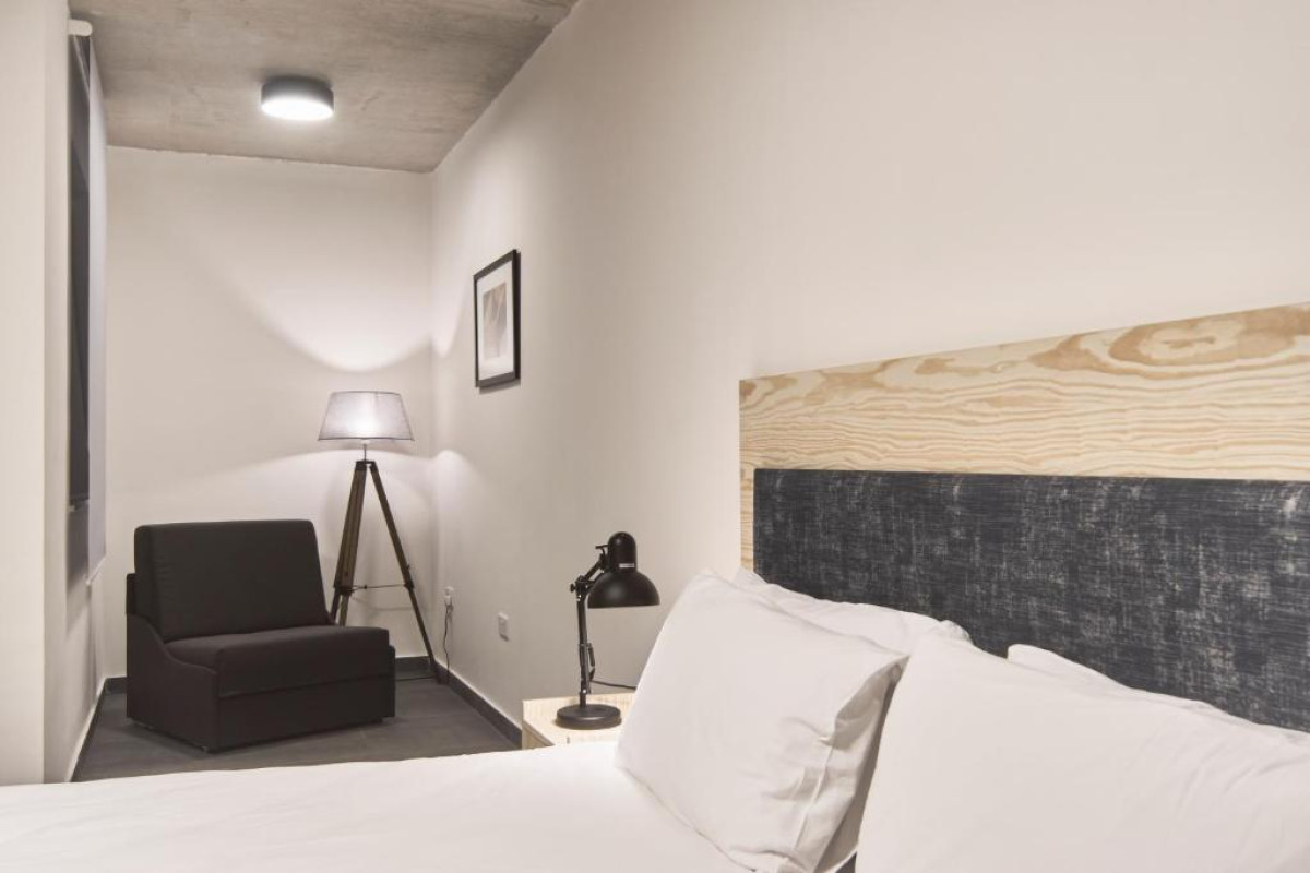 Mr Todd Hotel