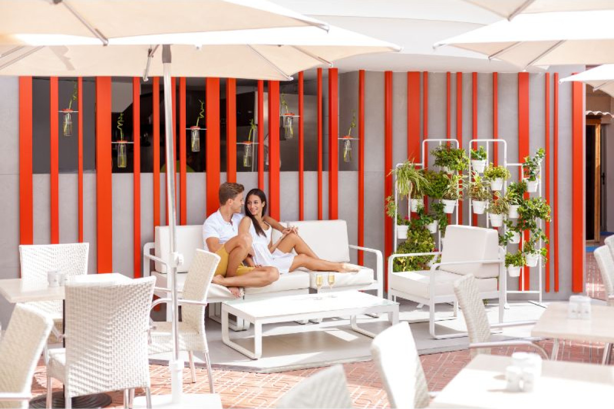 Mur Hotel Neptuno