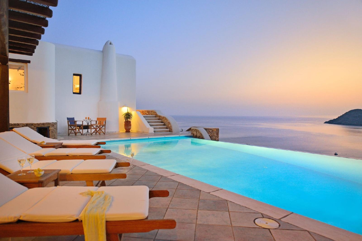 Mykonian Dianthus Villas