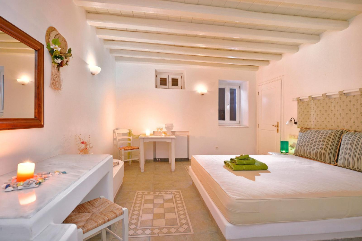Mykonian Dianthus Villas