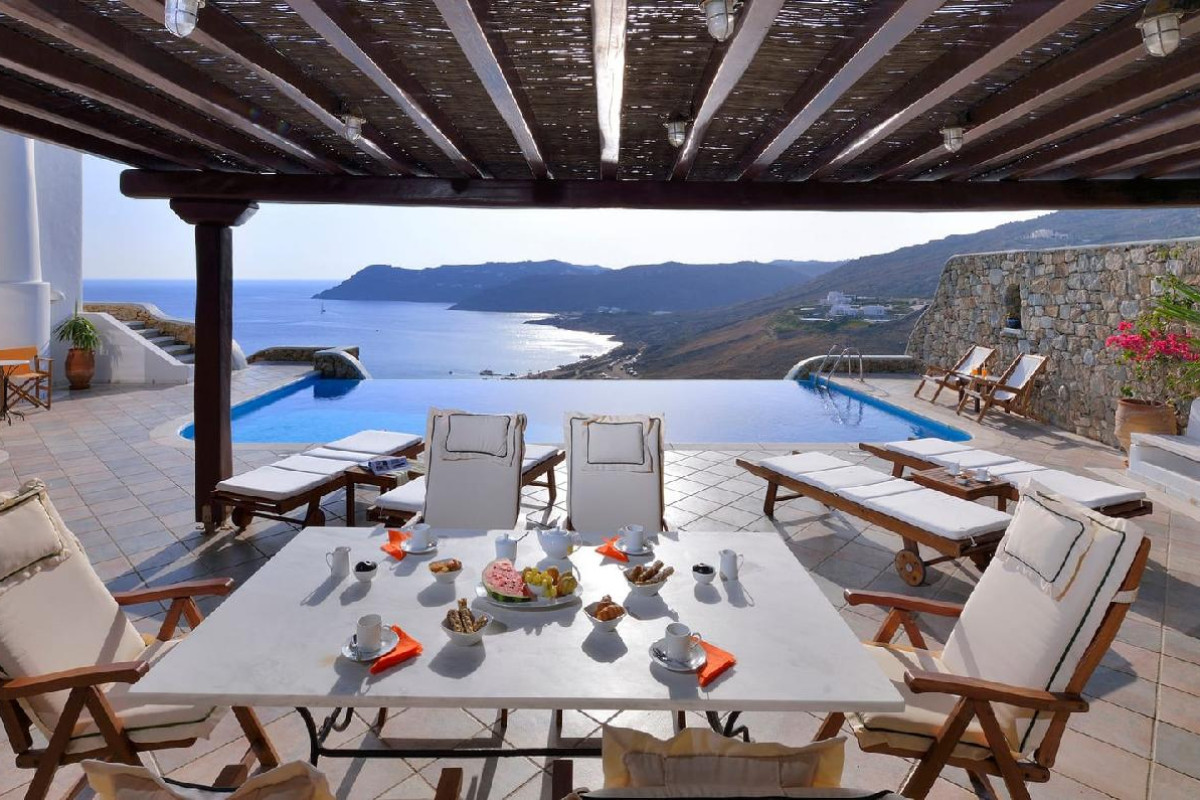 Mykonian Dianthus Villas
