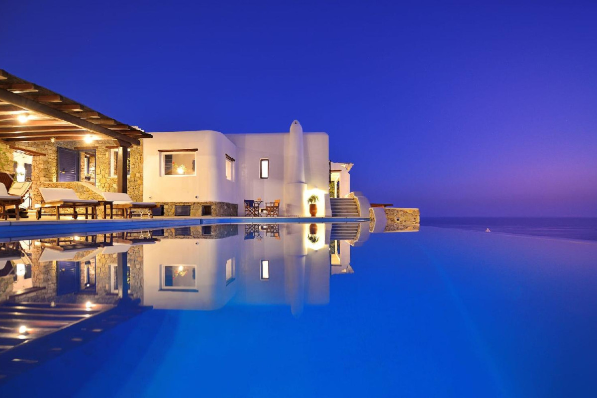 Mykonian Dianthus Villas