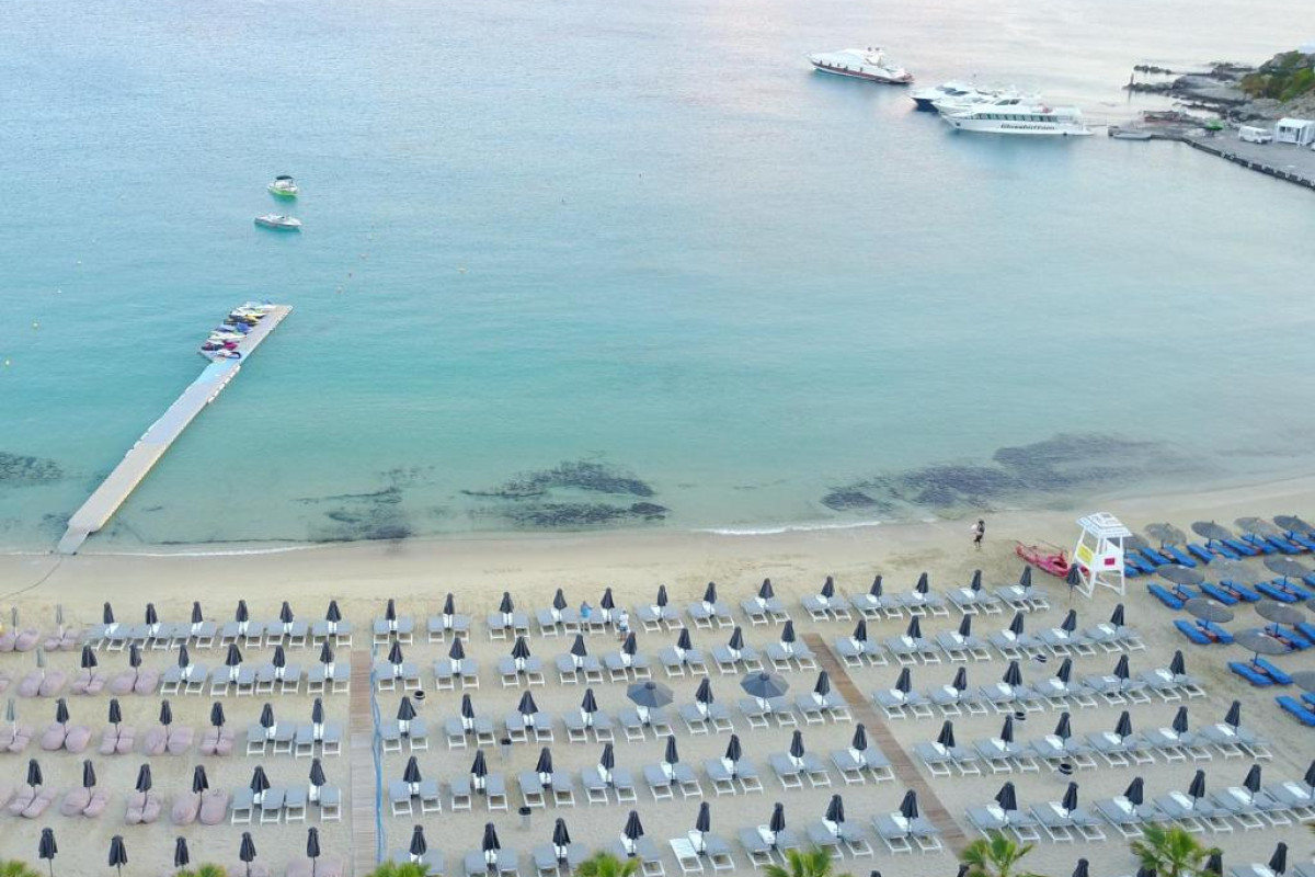 Mykonos Dove Beachfront Hotel