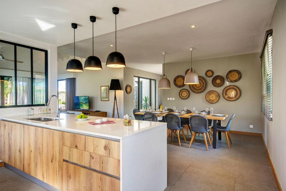 Hotel Mythic Suites & Villas by MJ Holidays