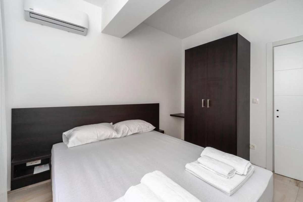 N Hotel Sutomore