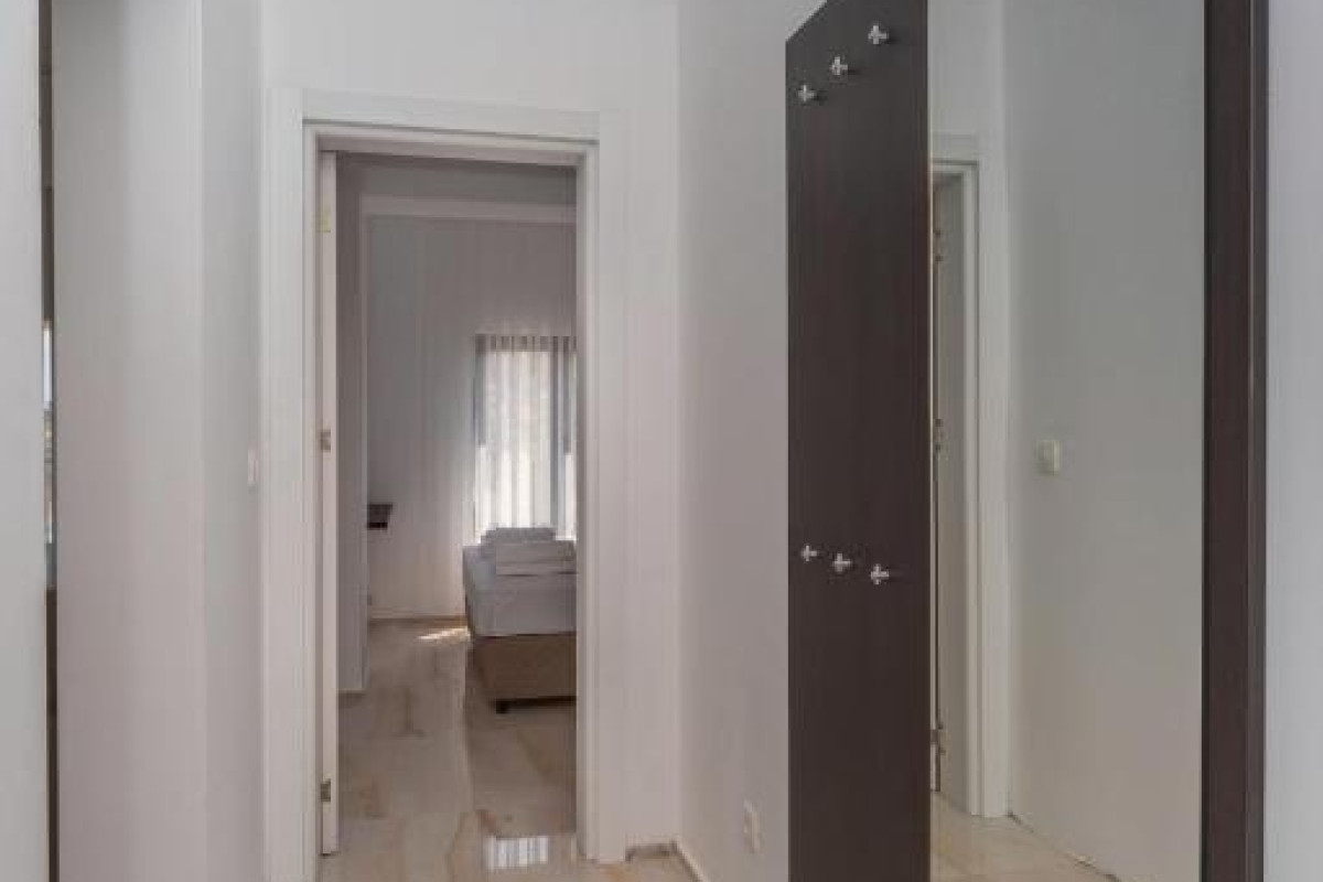 N Hotel Sutomore