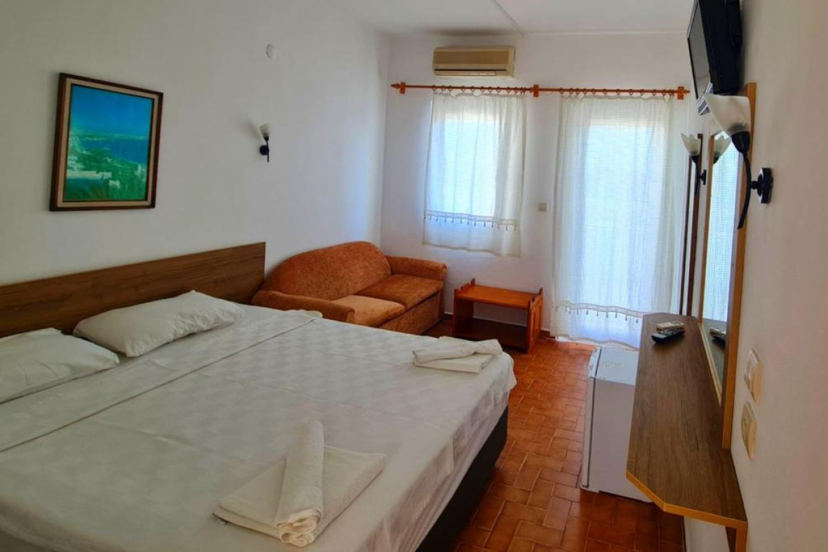 NAGI BEACH HOTEL