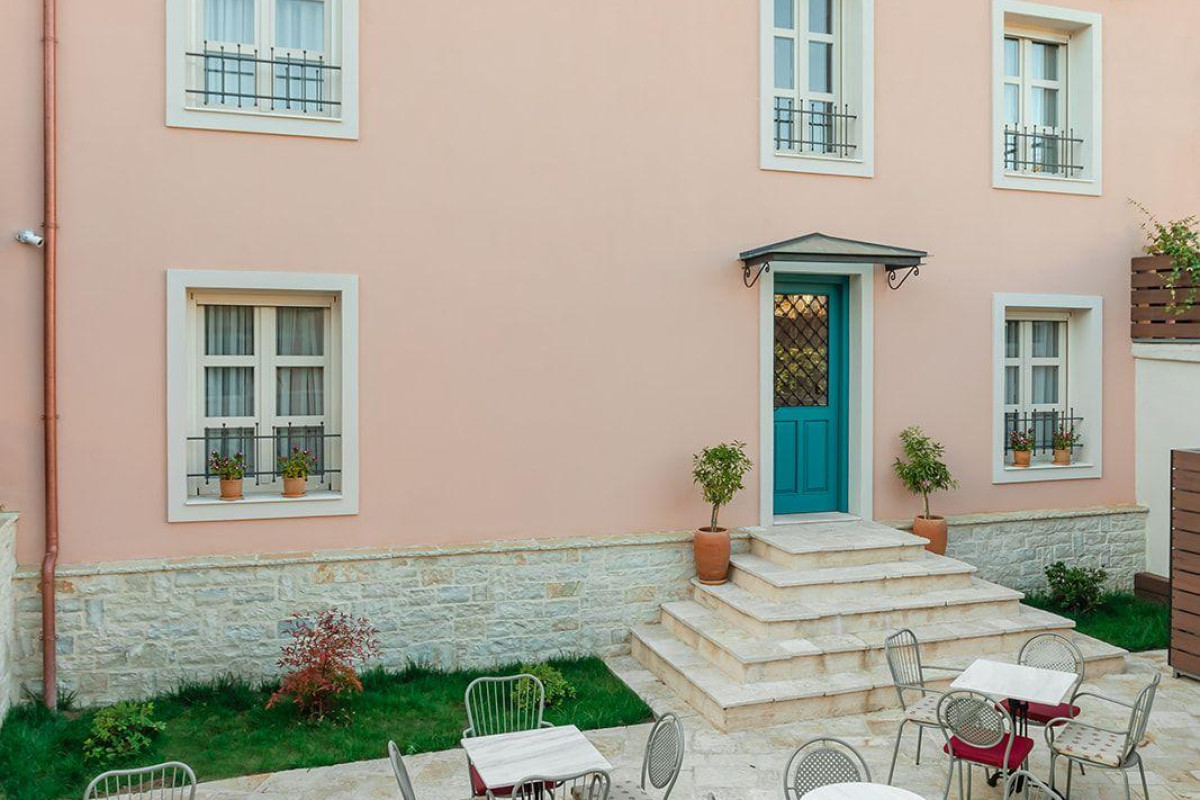 Naiades The Residence Ioannina Castle