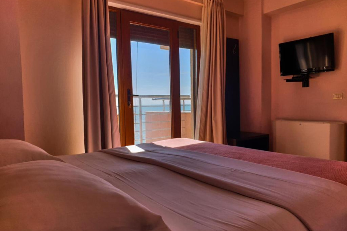 Hotel Nais Beach