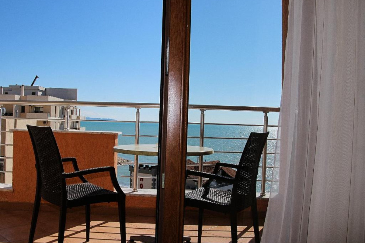 Hotel Nais Beach