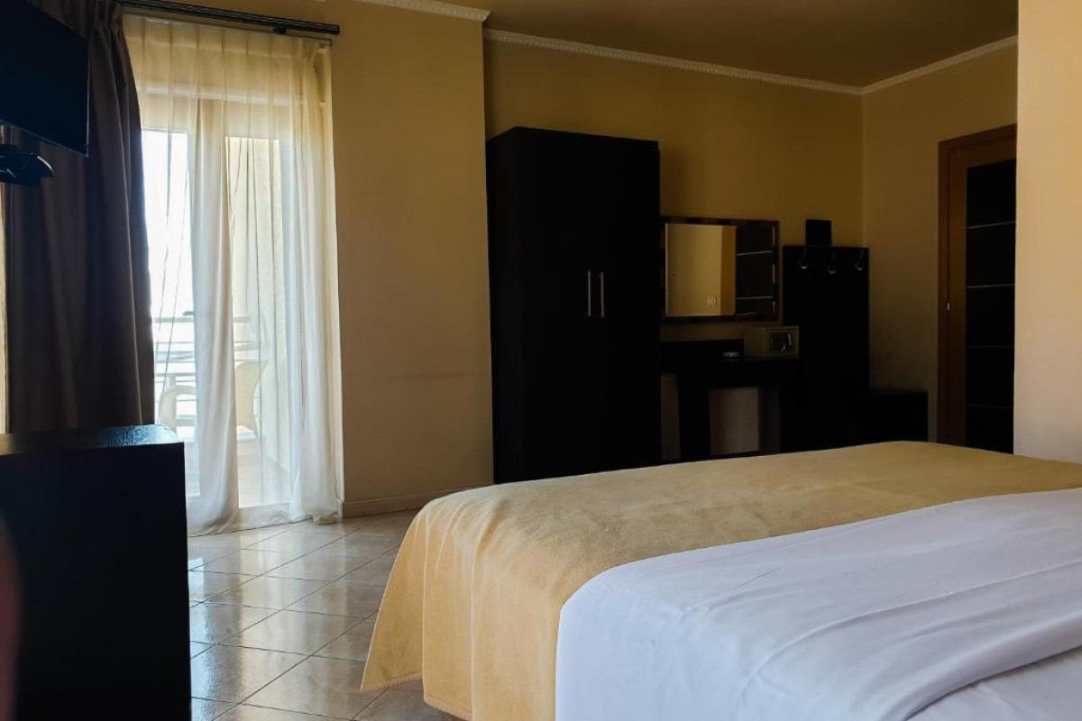 Hotel Nais Beach
