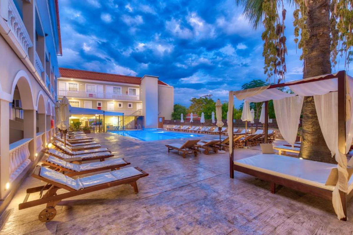 Natalie Hotel