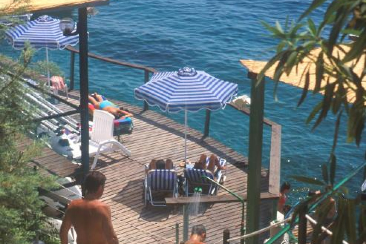 Nautilus Hotel