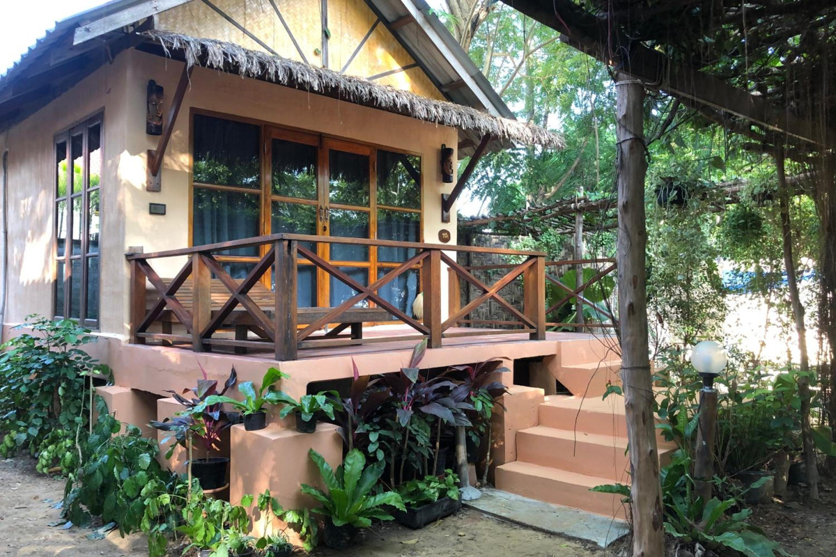 NAUTILUS RIGHT ON THE BEACH RESORT - ADULTS ONLY