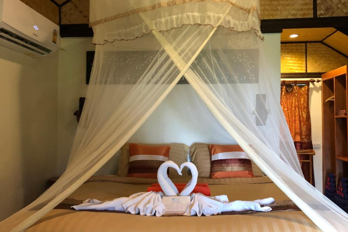 NAUTILUS RIGHT ON THE BEACH RESORT - ADULTS ONLY