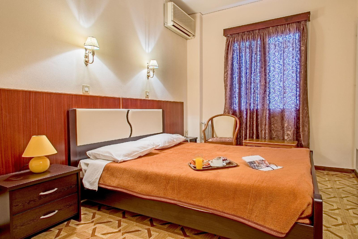 Nefeli Hotel