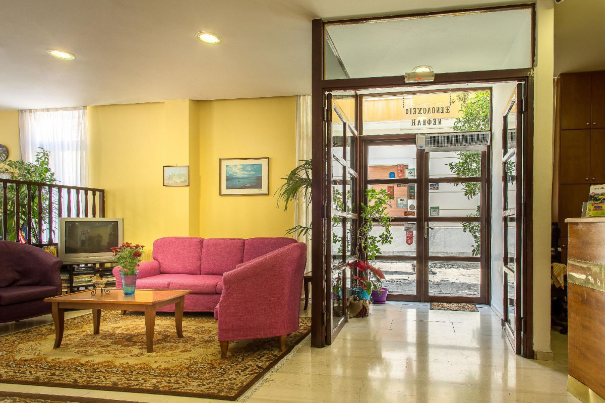 Nefeli Hotel