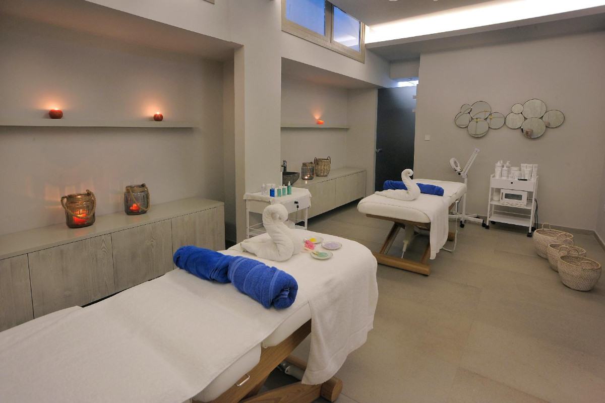 NELIA BEACH HOTEL  SPA