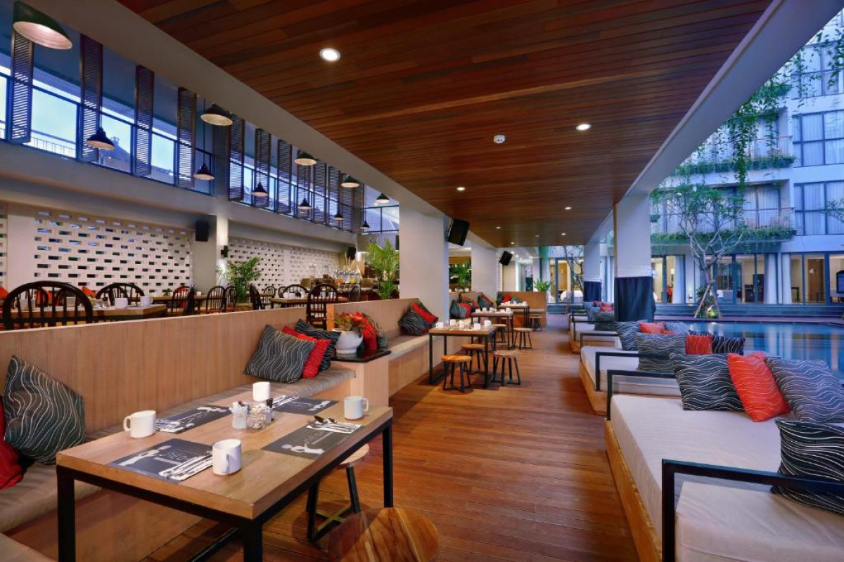 Neo Kuta Legian by Aston
