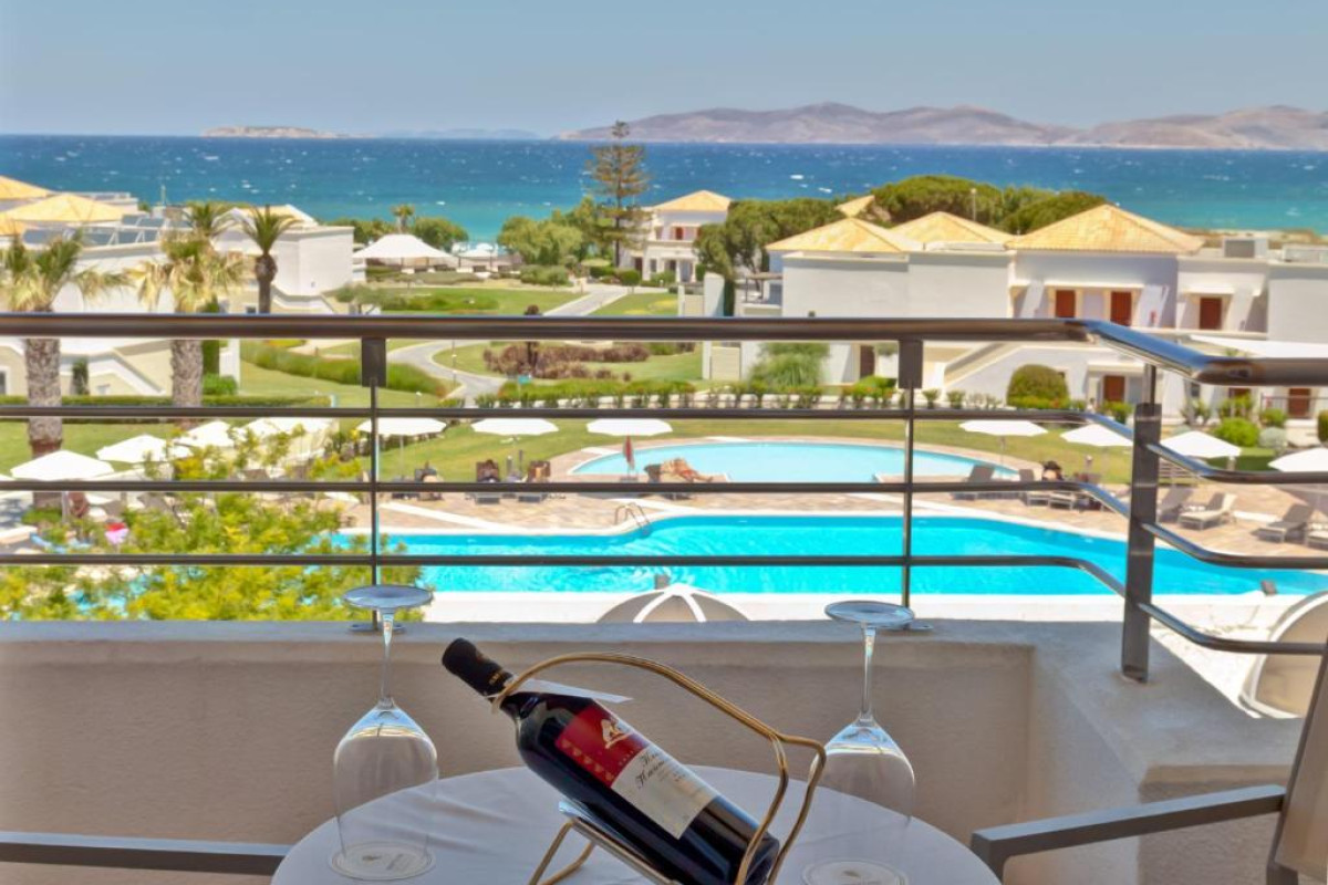 Neptune Luxury Resort