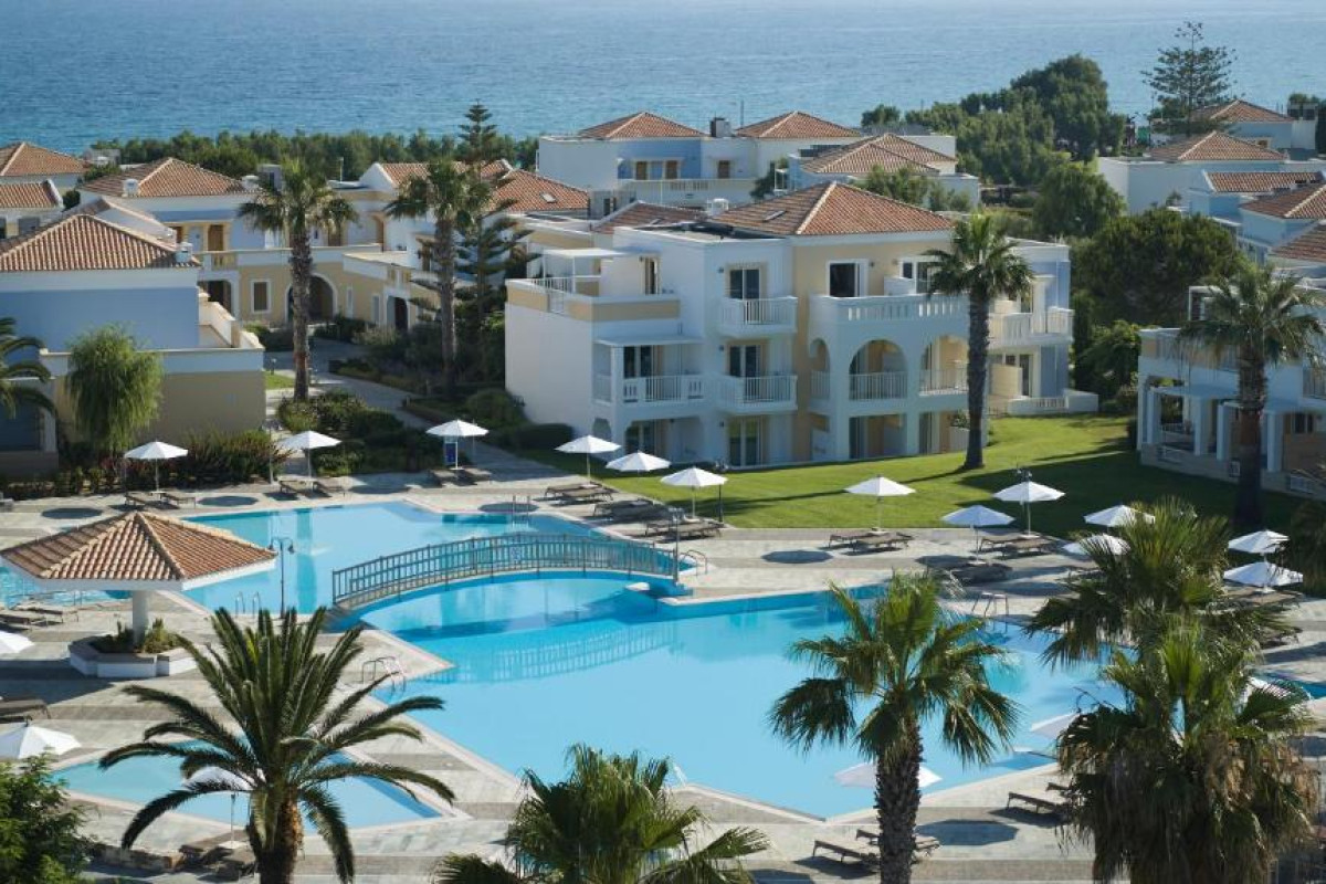 Neptune Luxury Resort