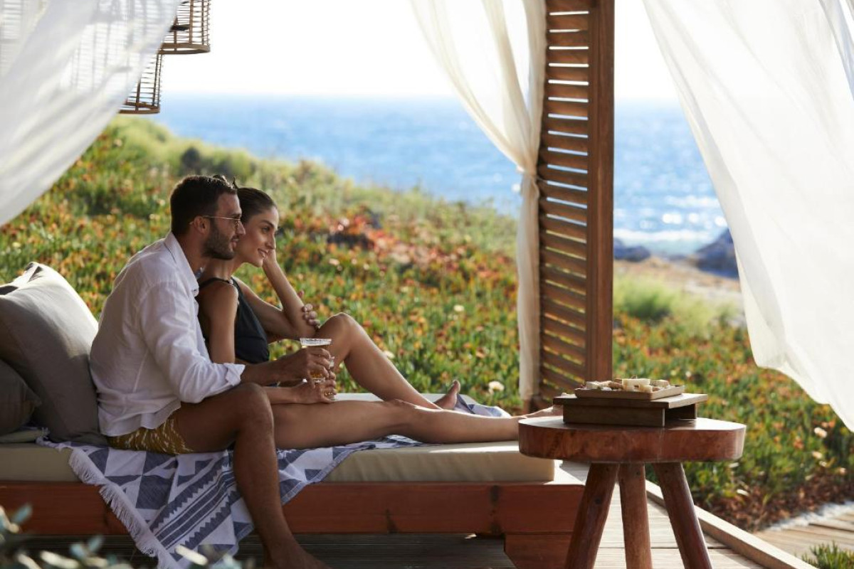 Neptune Luxury Resort