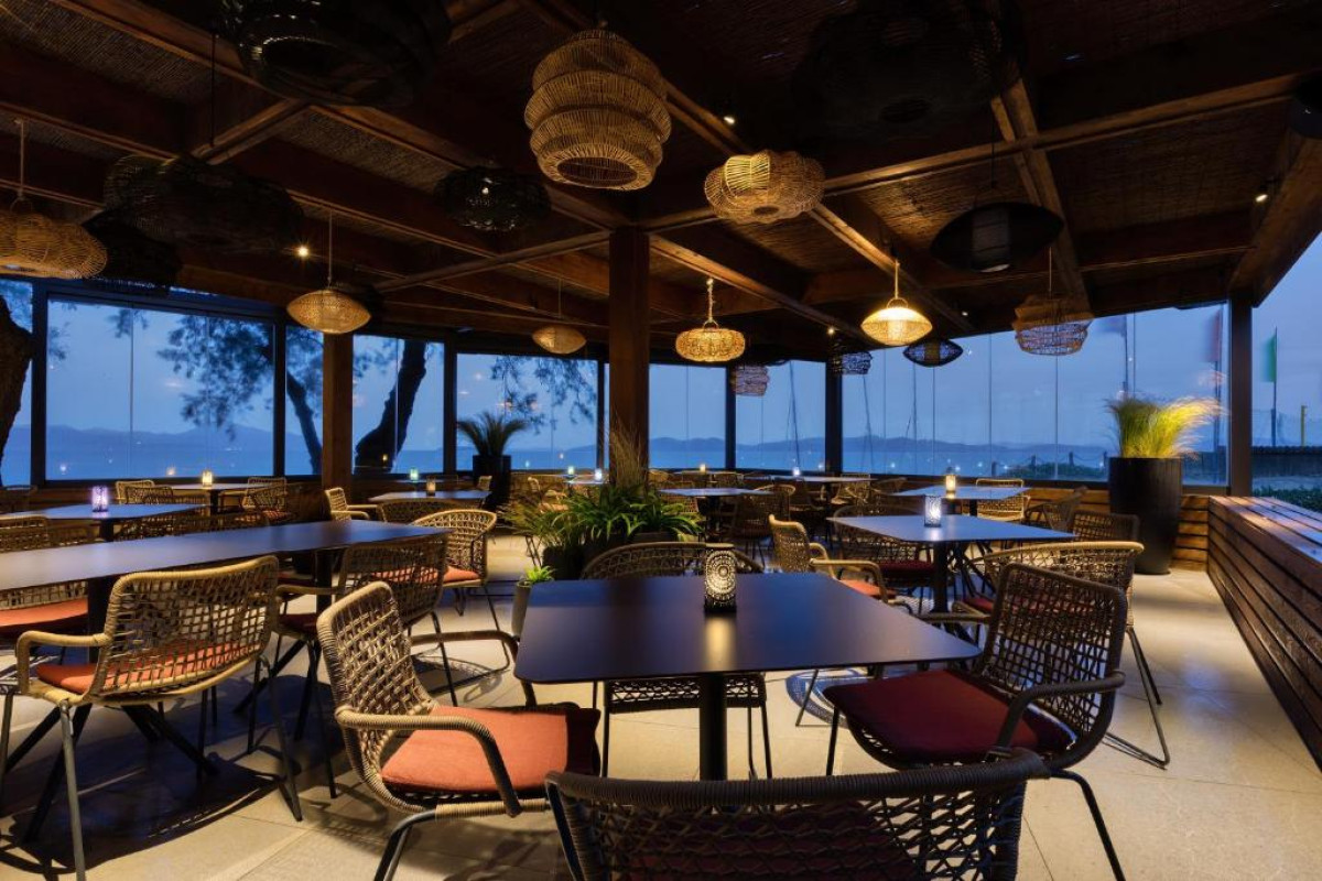 Neptune Luxury Resort
