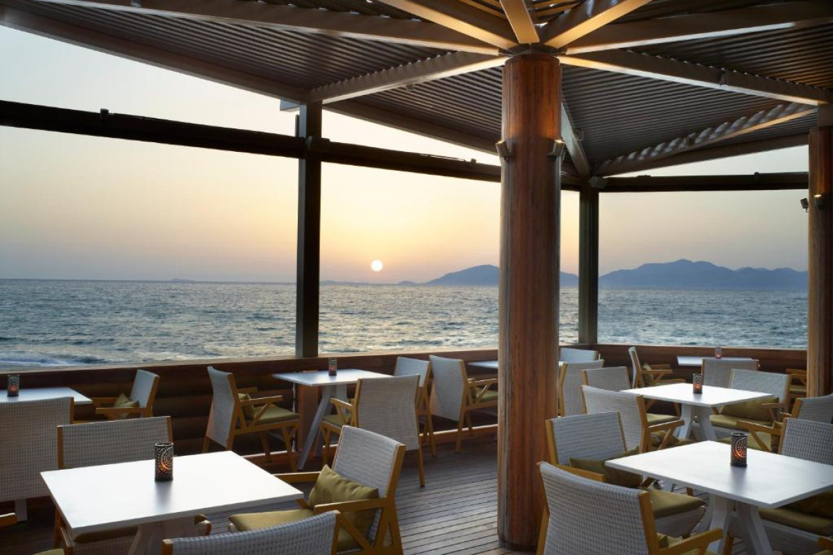 Neptune Luxury Resort