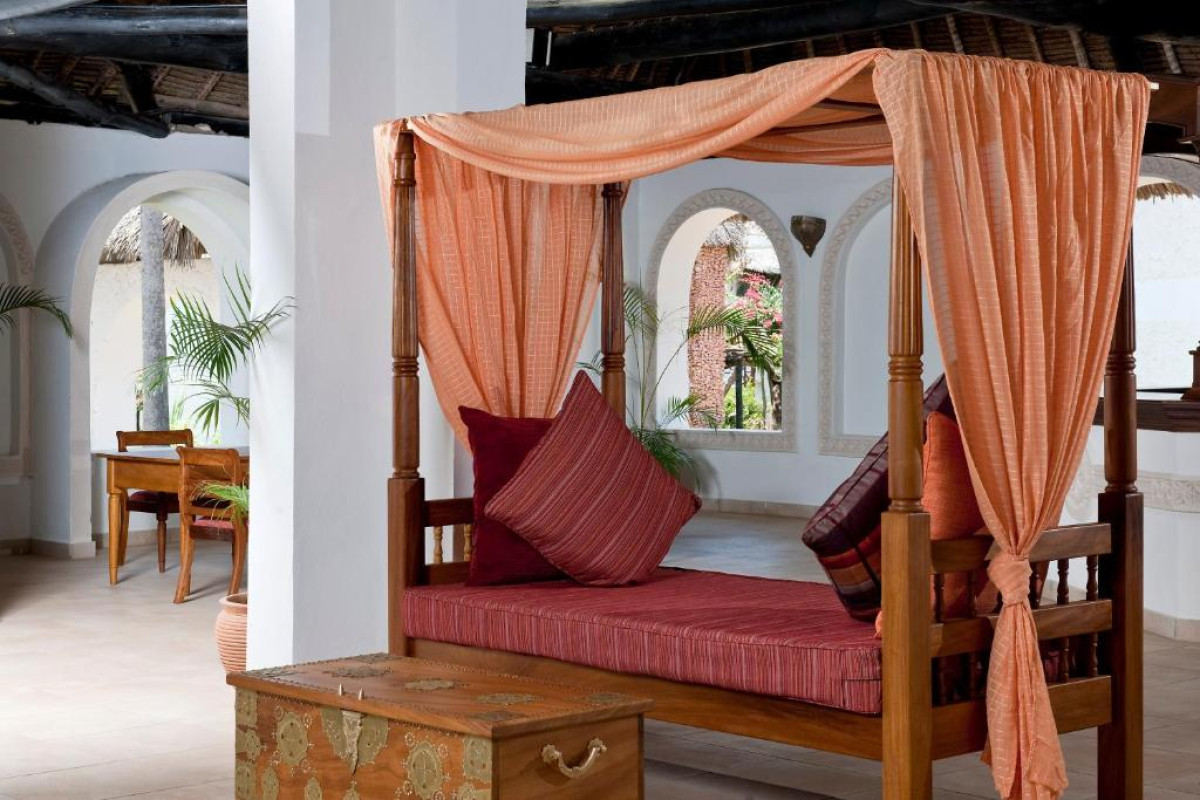 Neptune Village Beach Resort & Spa