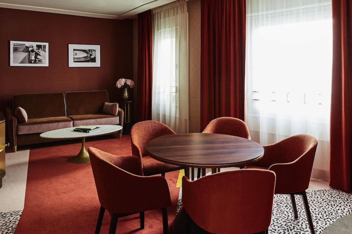 Nest Hotel Paris La Défense - Mgallery Collection