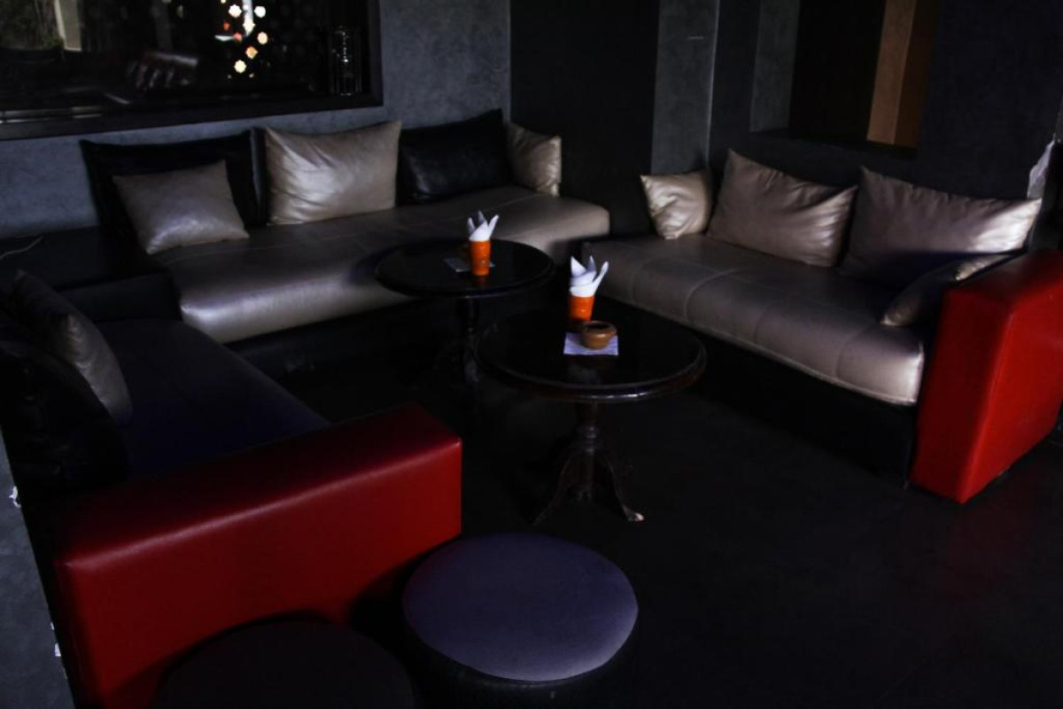 New Farah Hotel