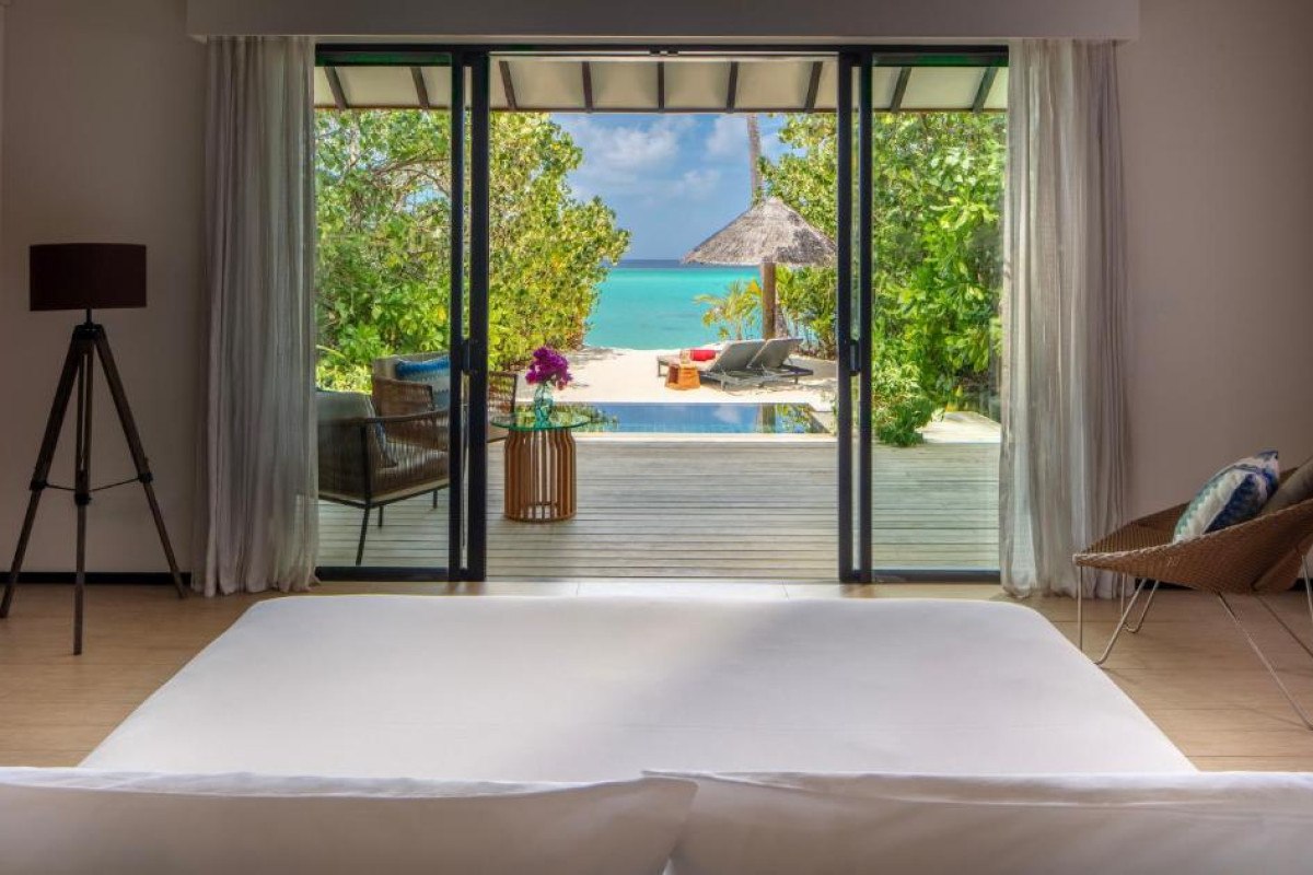NH Collection Havodda Resort Maldives