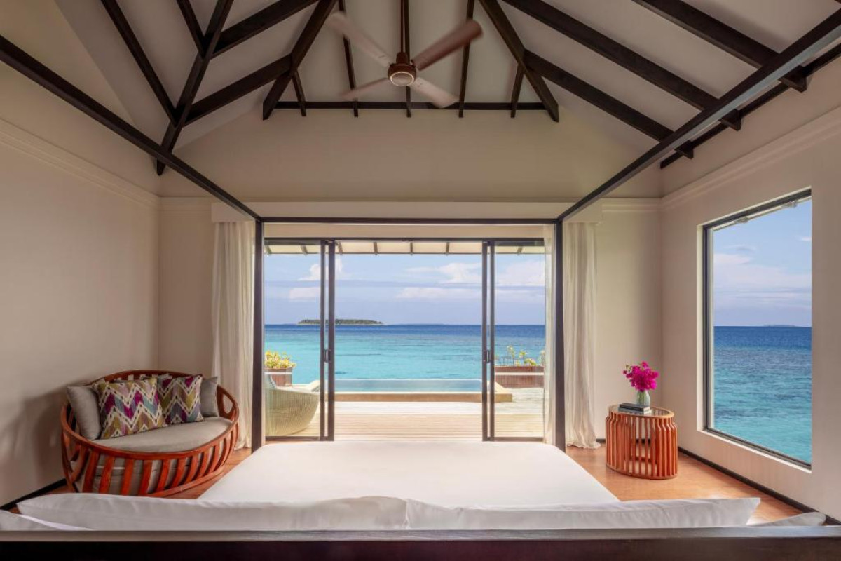 NH Collection Havodda Resort Maldives