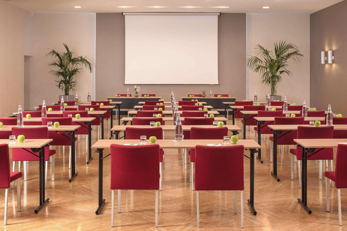 NH Hotel Trieste