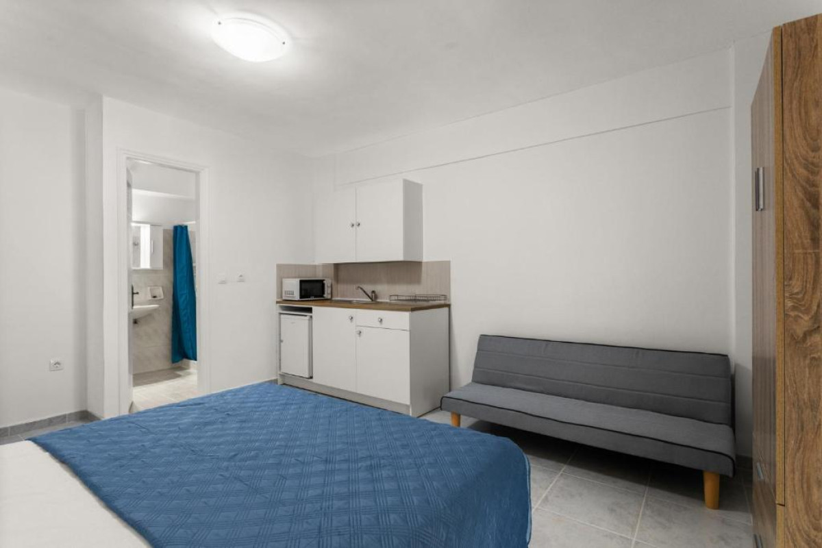 Nikas Rooms and Apartments
