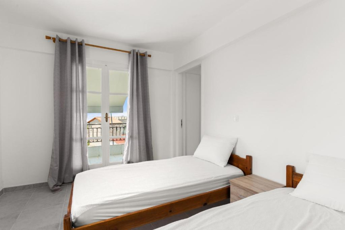 Nikas Rooms and Apartments