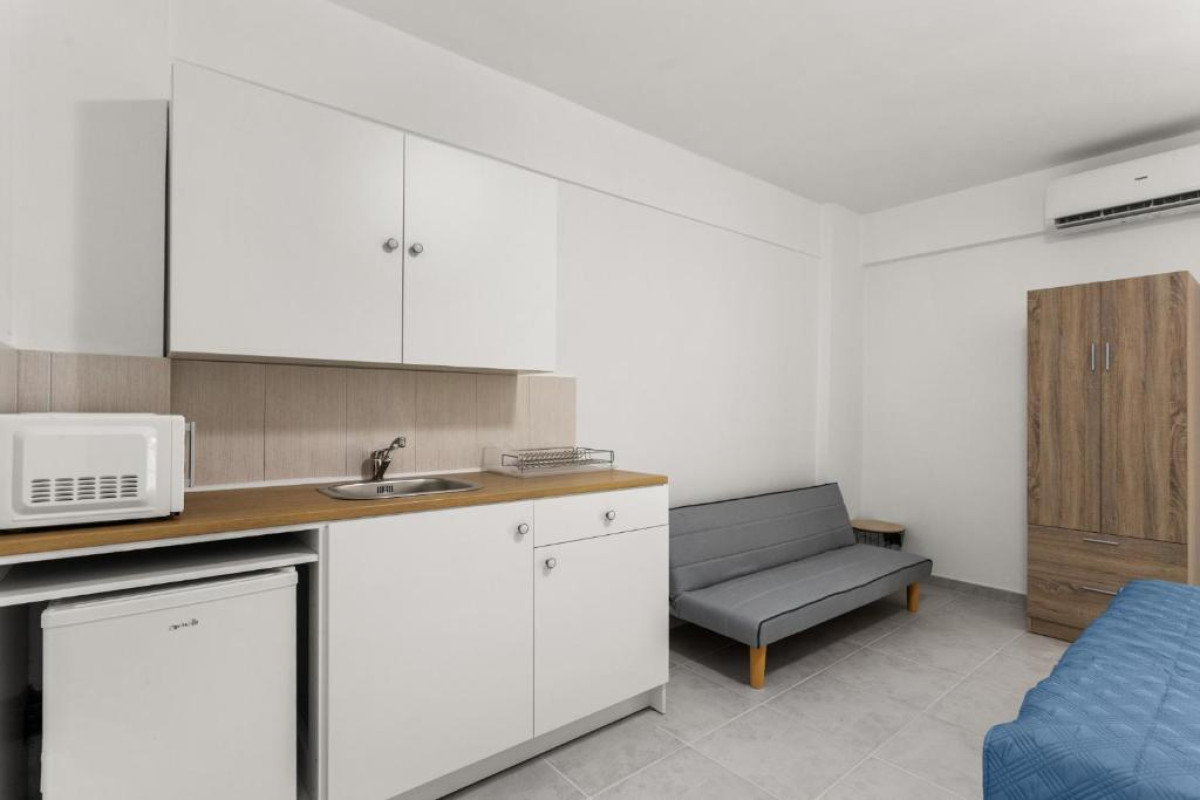 Nikas Rooms and Apartments