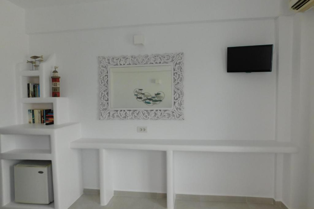 Nikolas Hotel