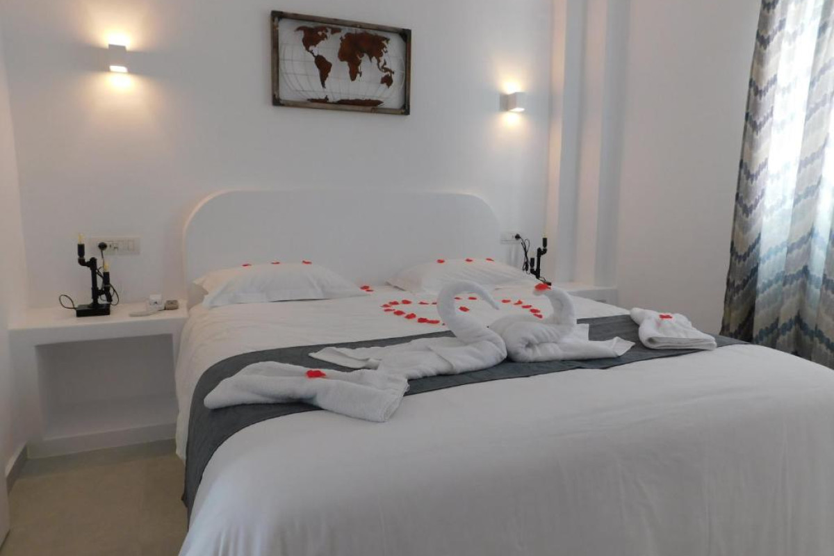 Nikolas Hotel