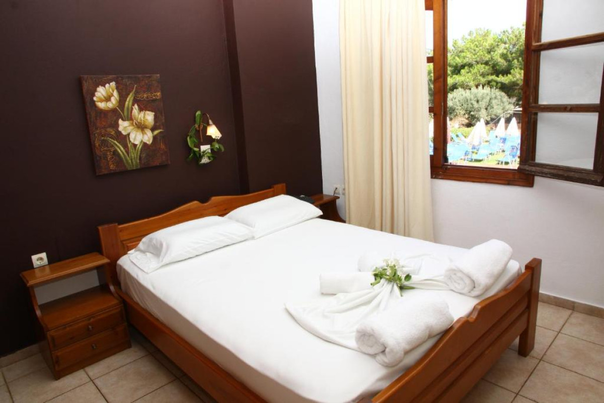 Nikos Apartments Stalis