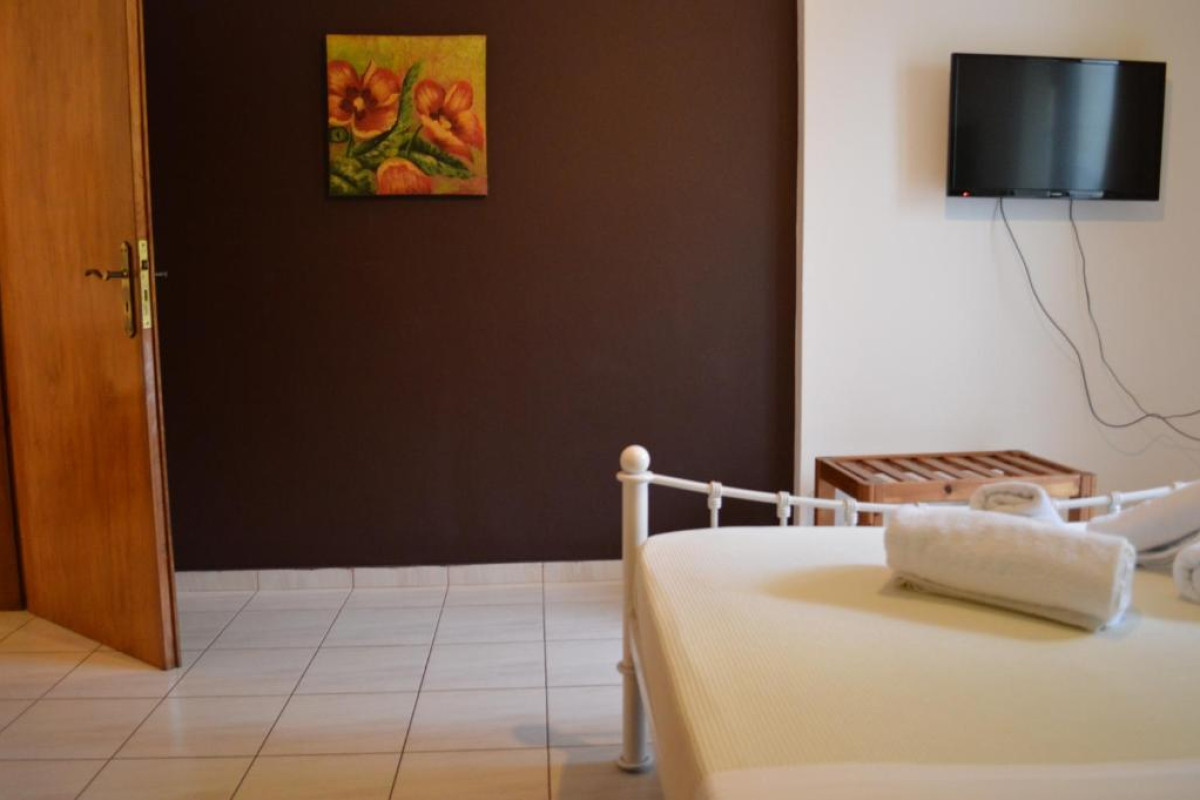 Nikos Apartments Stalis