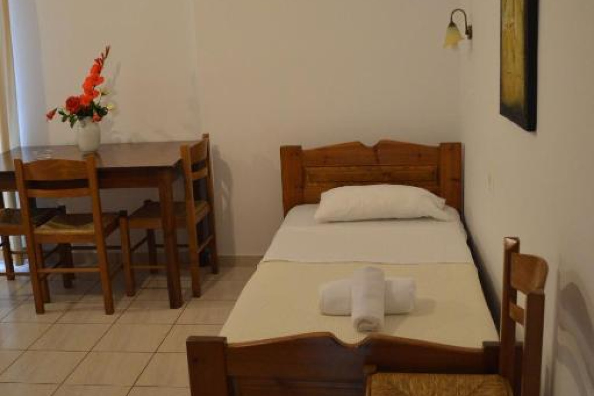 Nikos Apartments Stalis