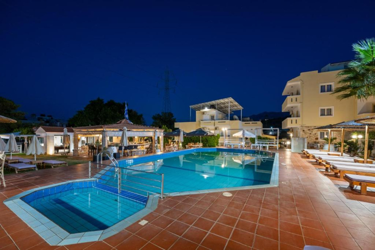 Nikos Apartments Stalis